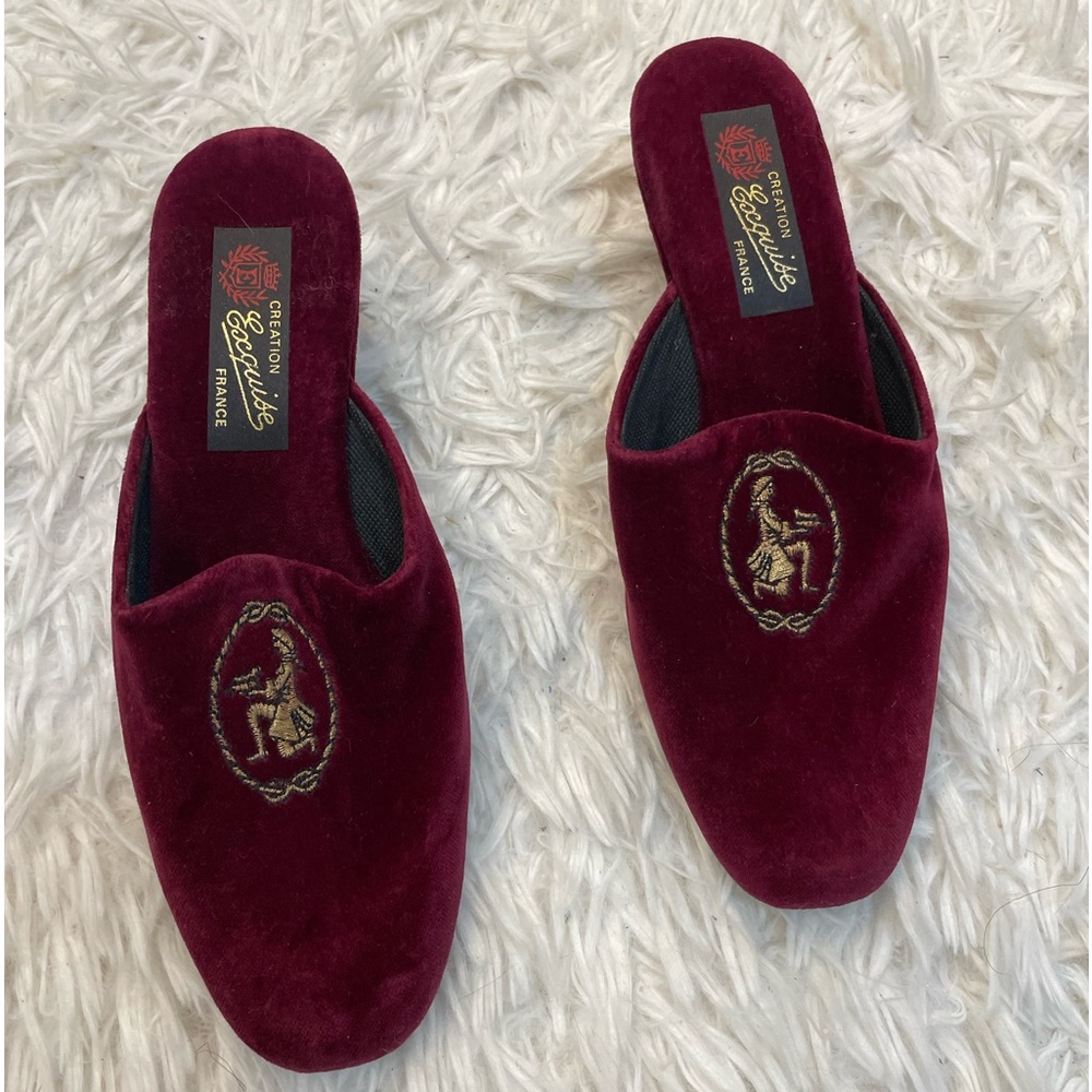 30. Vintage French Parisian mule shoes Burgundy velvet